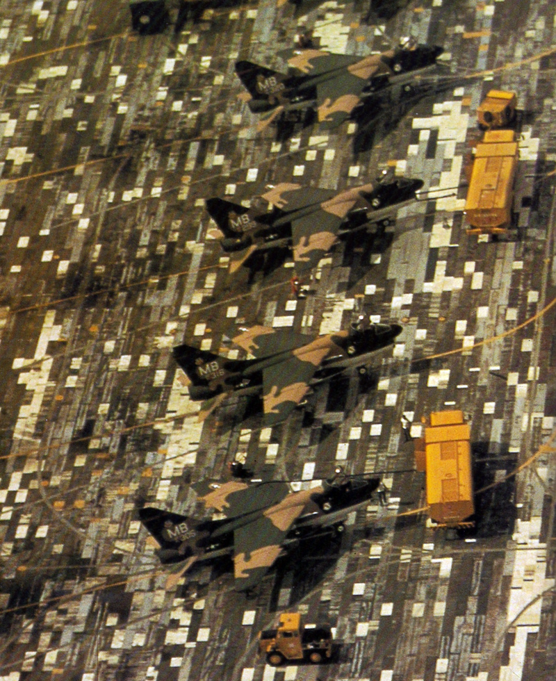 Color example of the “Digital” camo predecessor used in the apron.